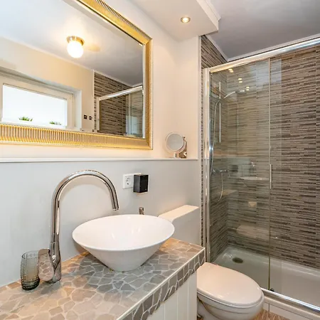 Schloss Am Meer, App 5 